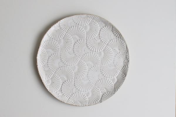 Plytký talíř s celopotiskem, 22,5 cm
