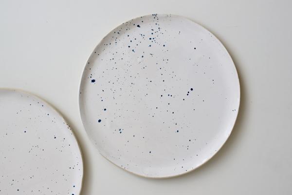Modrobílý talíř, více velikostí